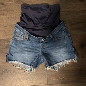 Abercrombie Maternity Mom Short 4 inch